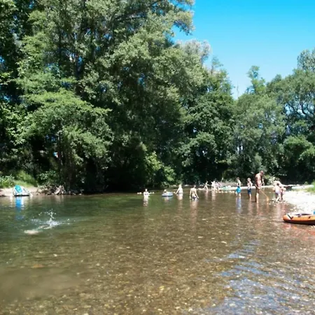 Camping Zecamping 4 étoiles Animé Pet Friendly Animé Piscine Chauffée